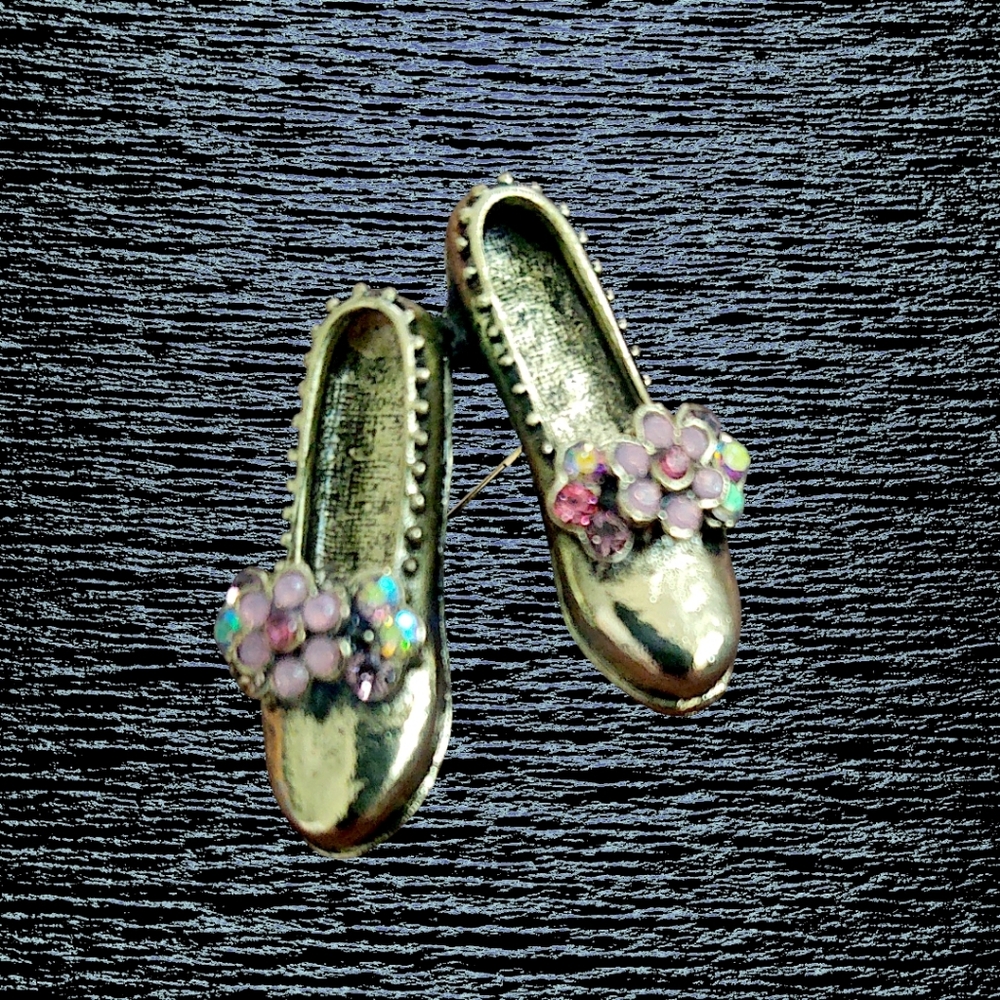 Golden Rhinestone Slipper Brooch